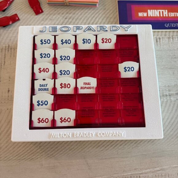 Vintage 1972 Milton Bradley Play the Jeopardy Game! Ninth Edition #4457 - Picture 4 of 11